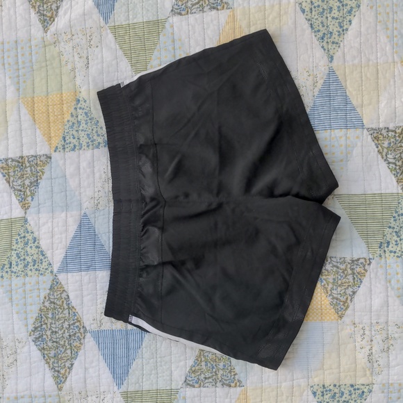 Adidas Climalite Shorts, Sz Small, Black & White - Picture 2 of 5